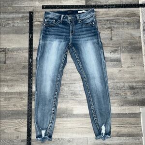 Daytrip Blue Ankle Cropped Jeans with Distressed Hem